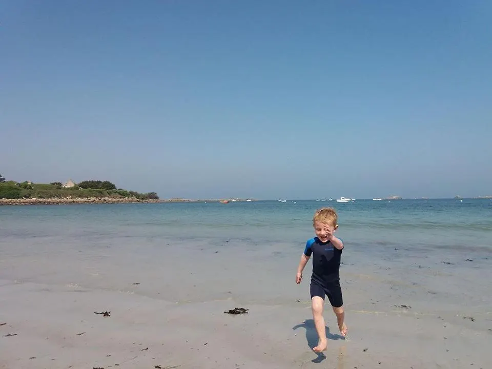 Gite De Ty Nevez, Bretagne Santec 0*,  France